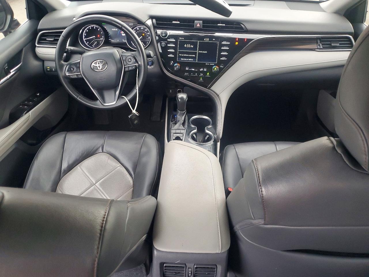 2019 TOYOTA CAMRY