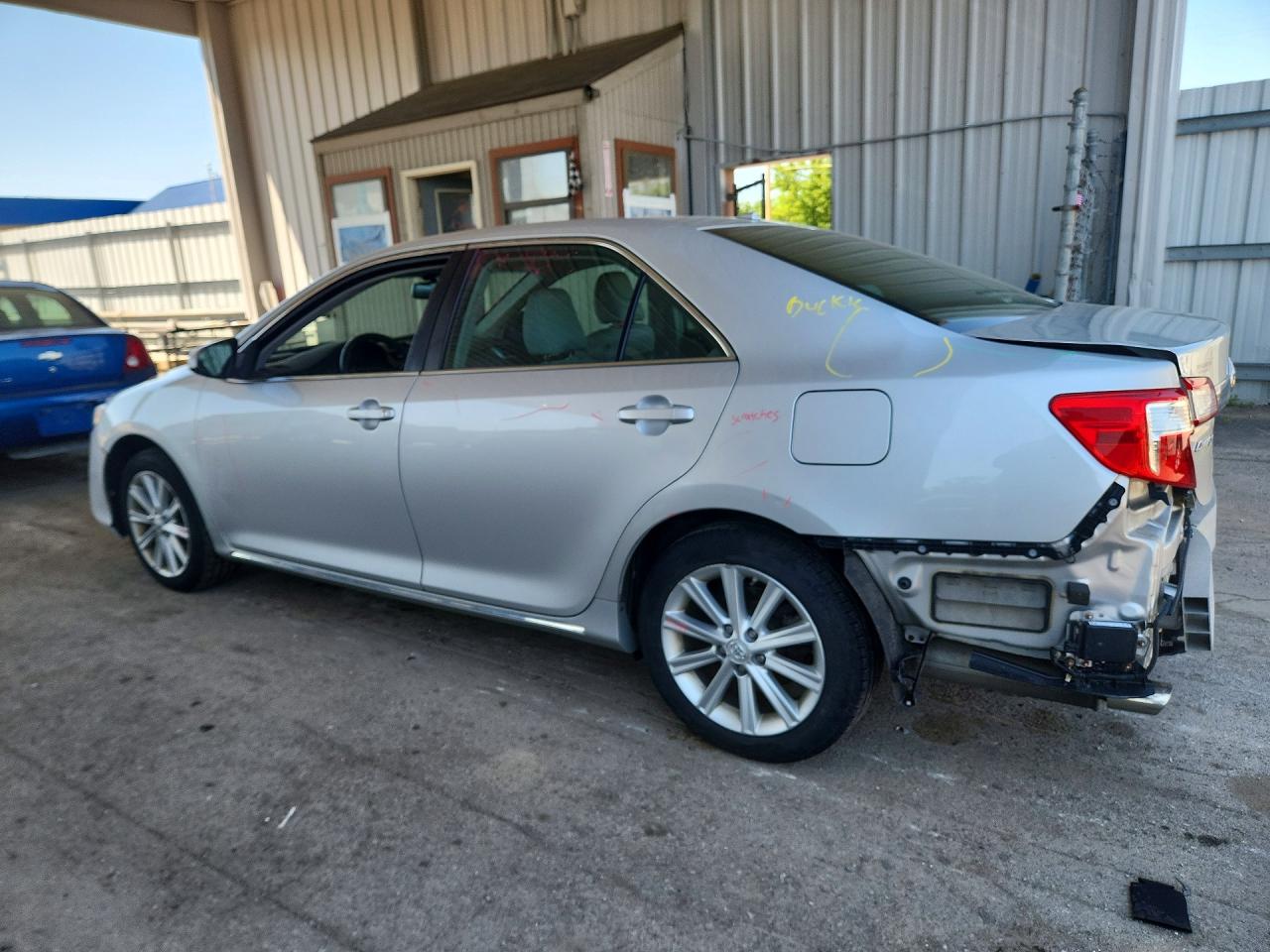 2014 TOYOTA CAMRY