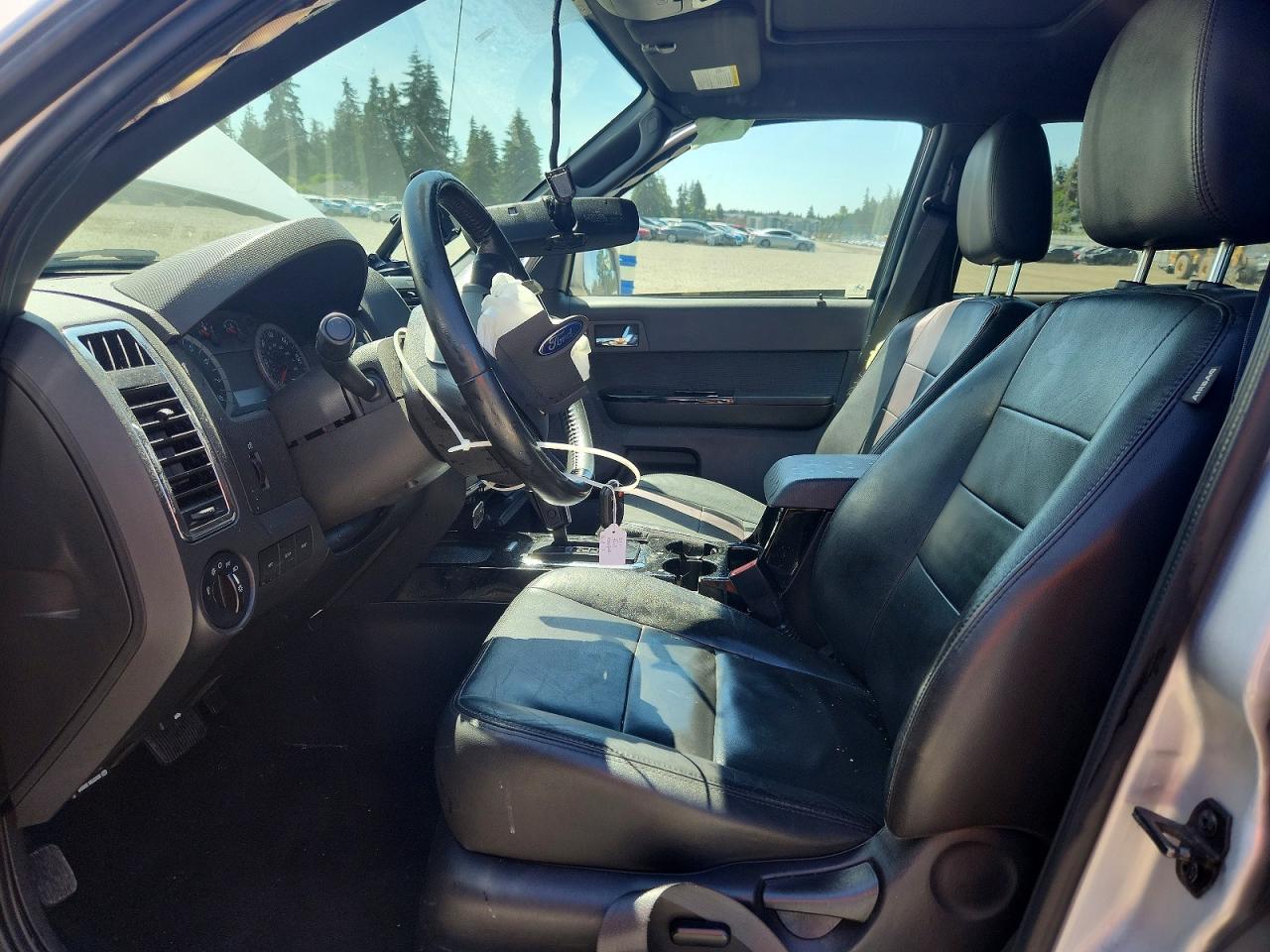 2011 FORD ESCAPE