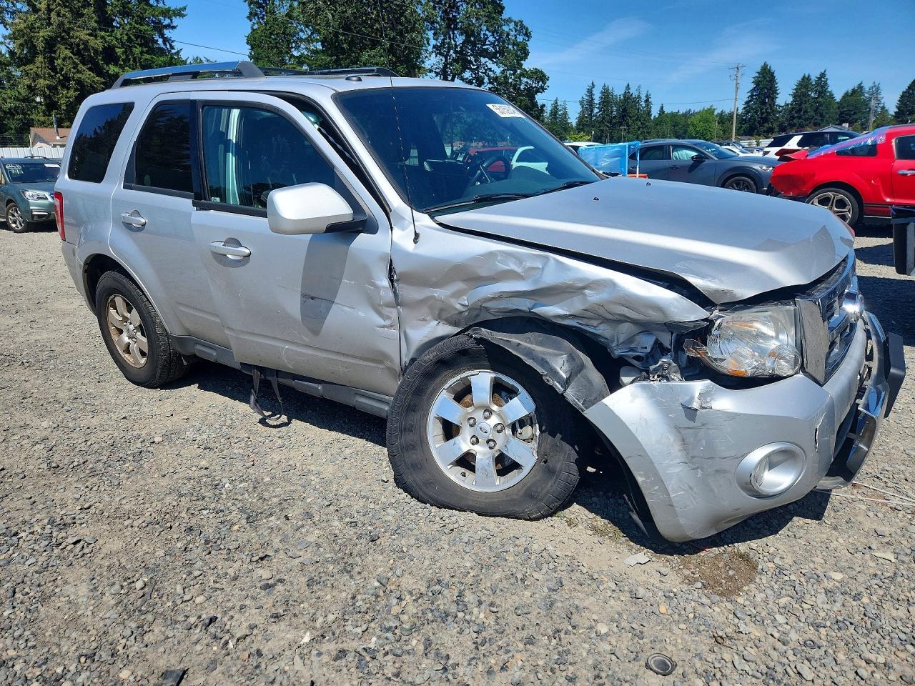 2011 FORD ESCAPE
