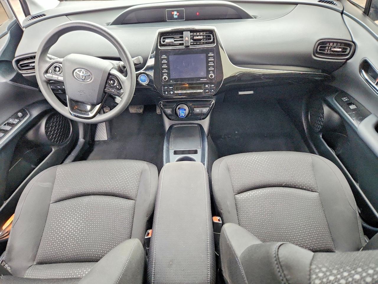 2022 TOYOTA PRIUS