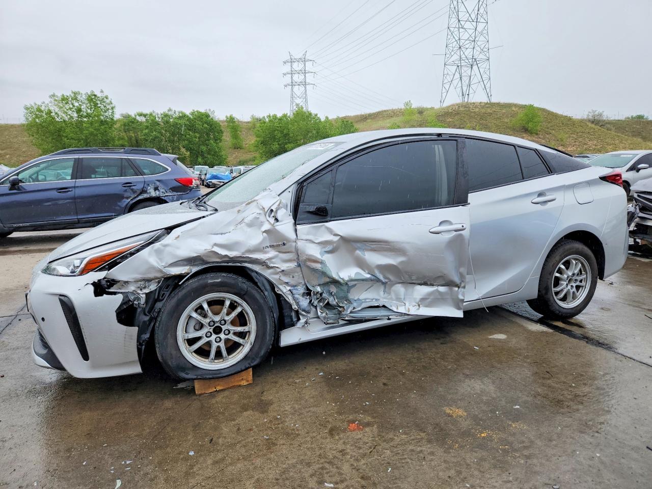 2022 TOYOTA PRIUS