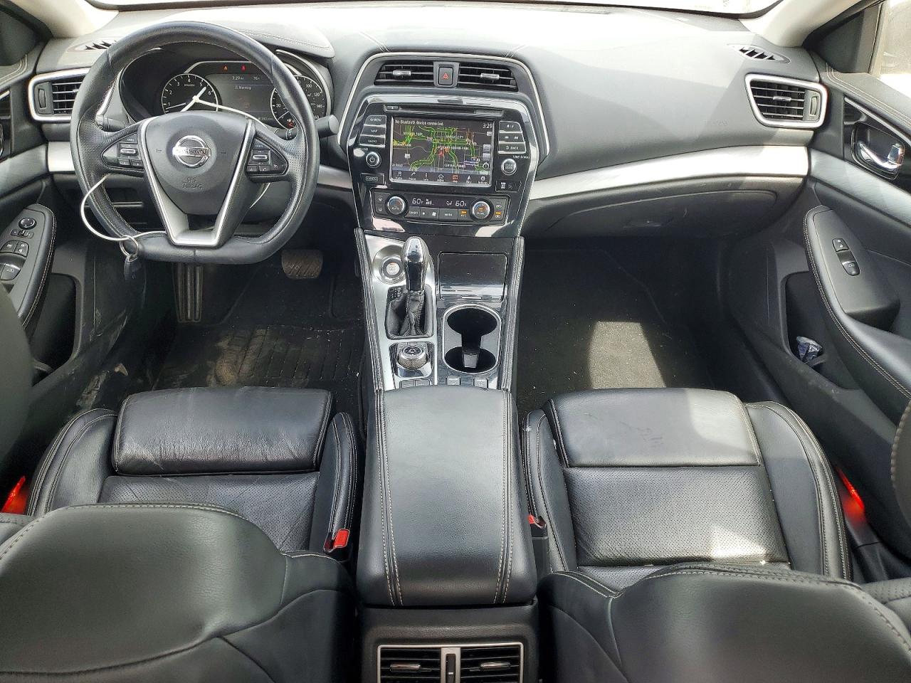 2016 NISSAN MAXIMA