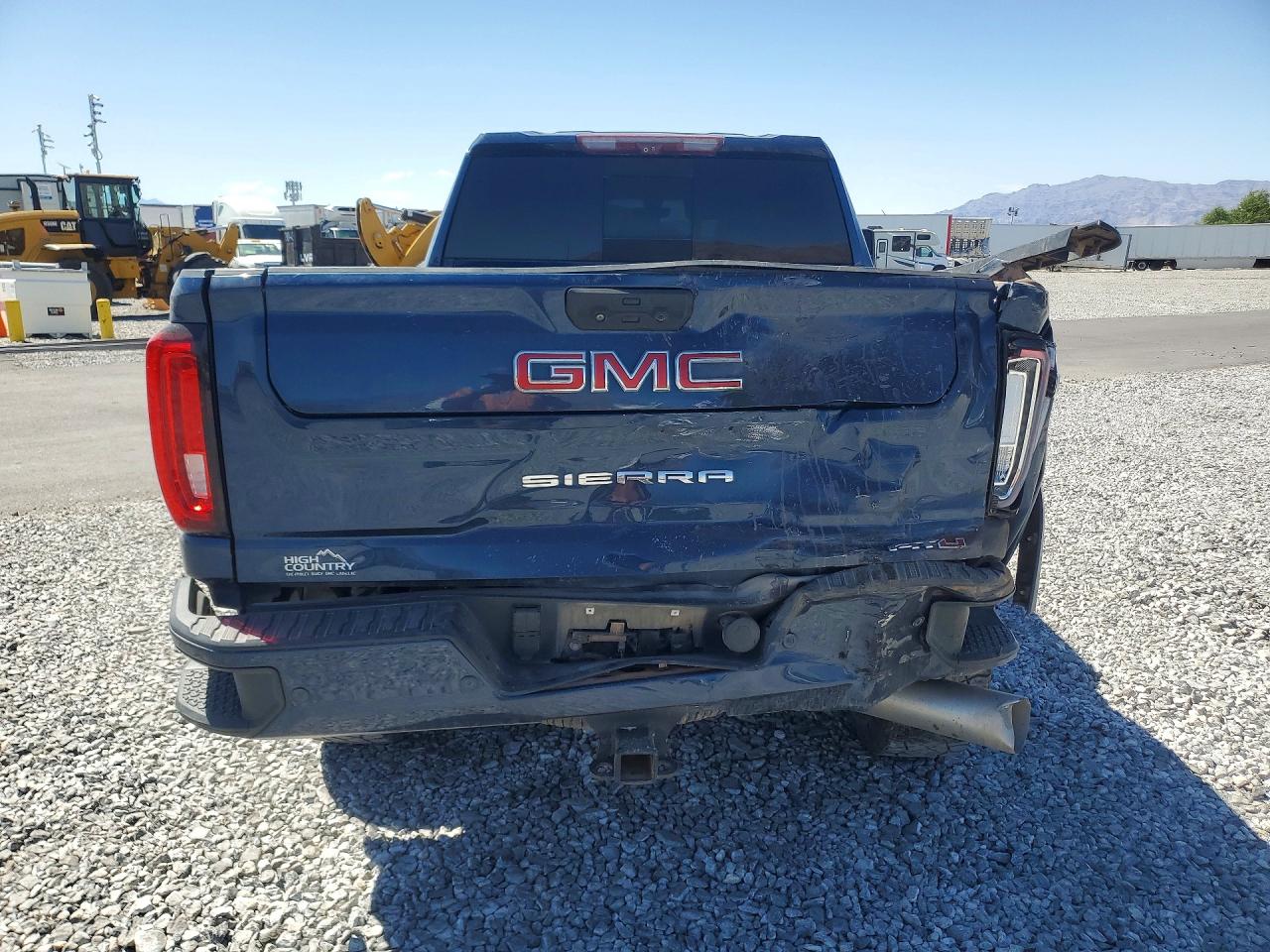 2021 GMC SIERRA