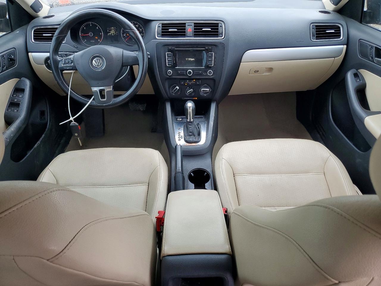 2012 VOLKSWAGEN JETTA