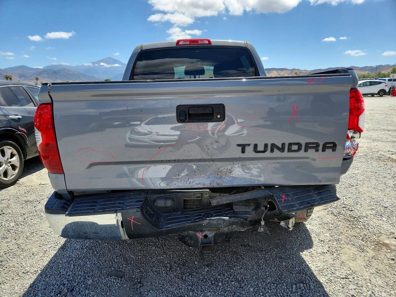 2020 TOYOTA TUNDRA