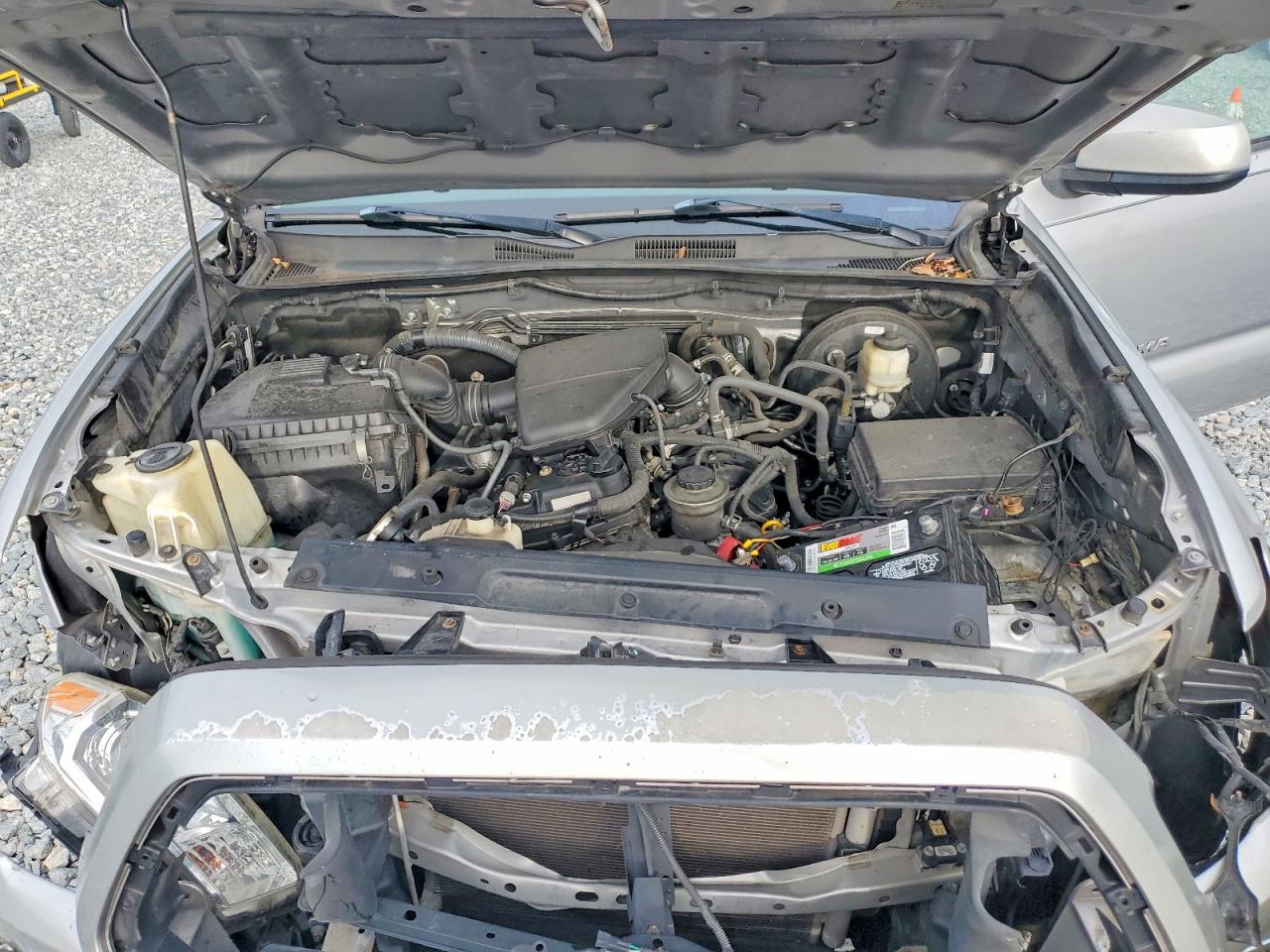 2017 TOYOTA TACOMA