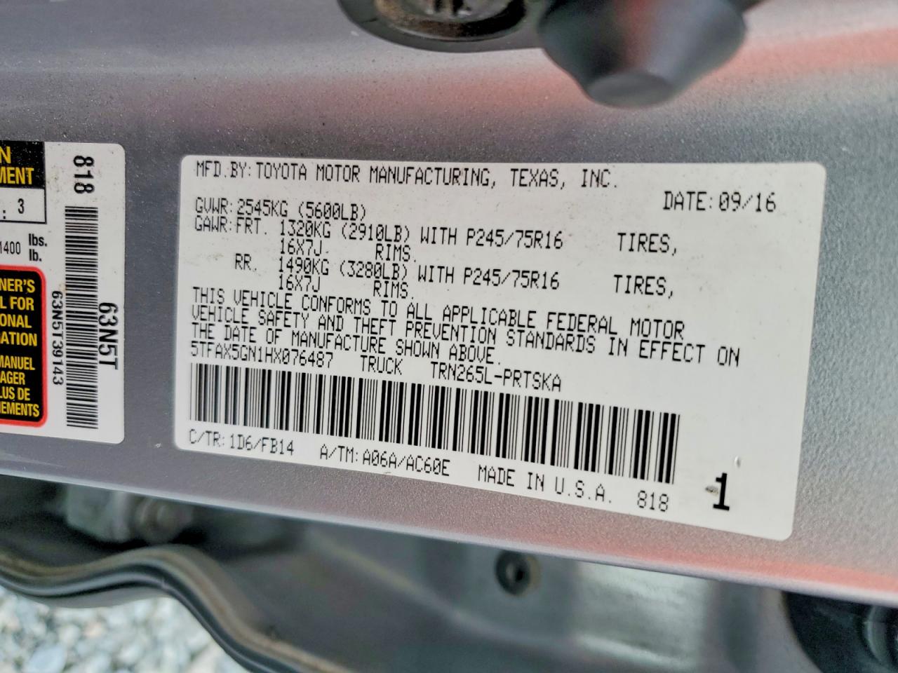 2017 TOYOTA TACOMA