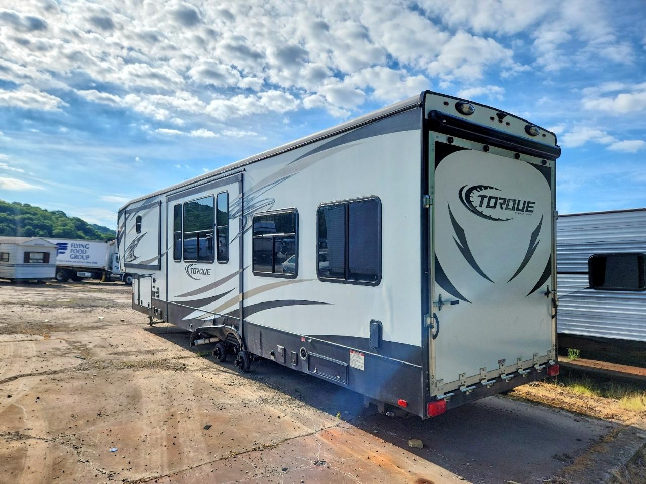 2016 HEART LAND TORQUE TRA