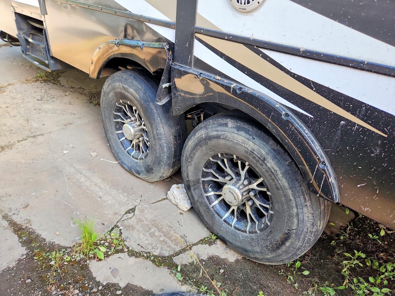 2016 HEART LAND TORQUE TRA