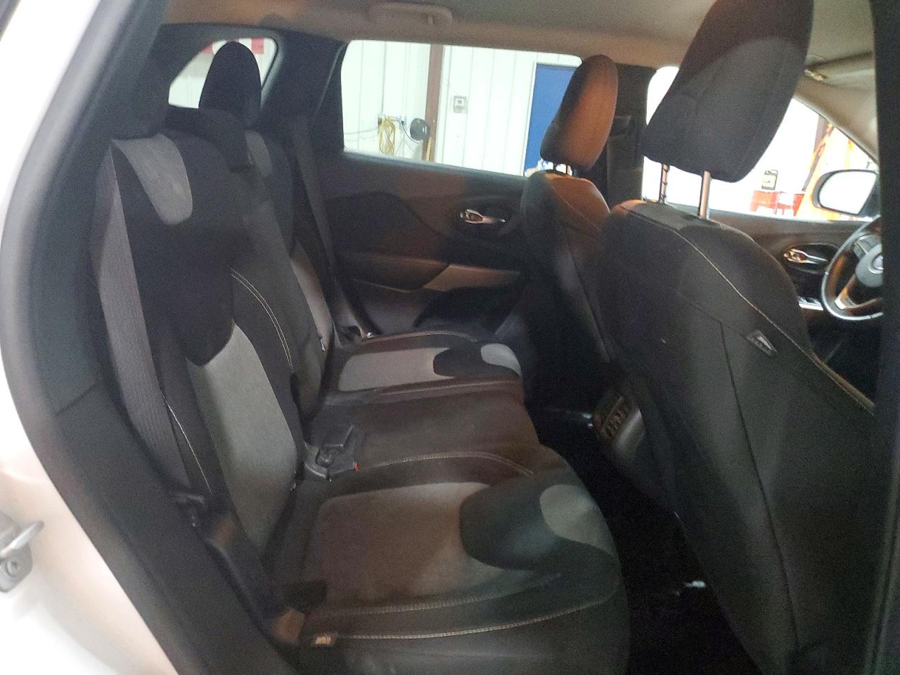 2018 JEEP CHEROKEE