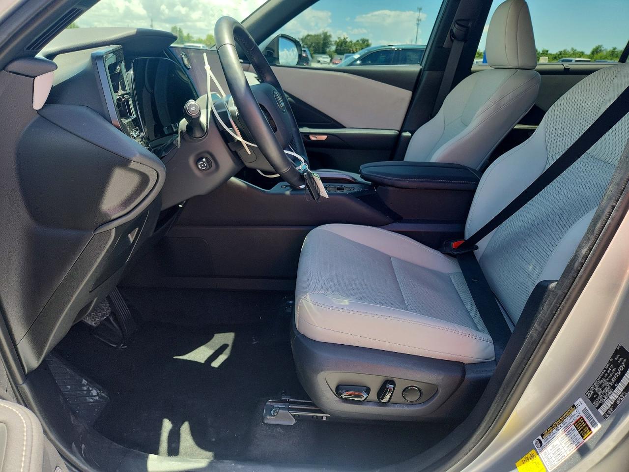 2025 LEXUS