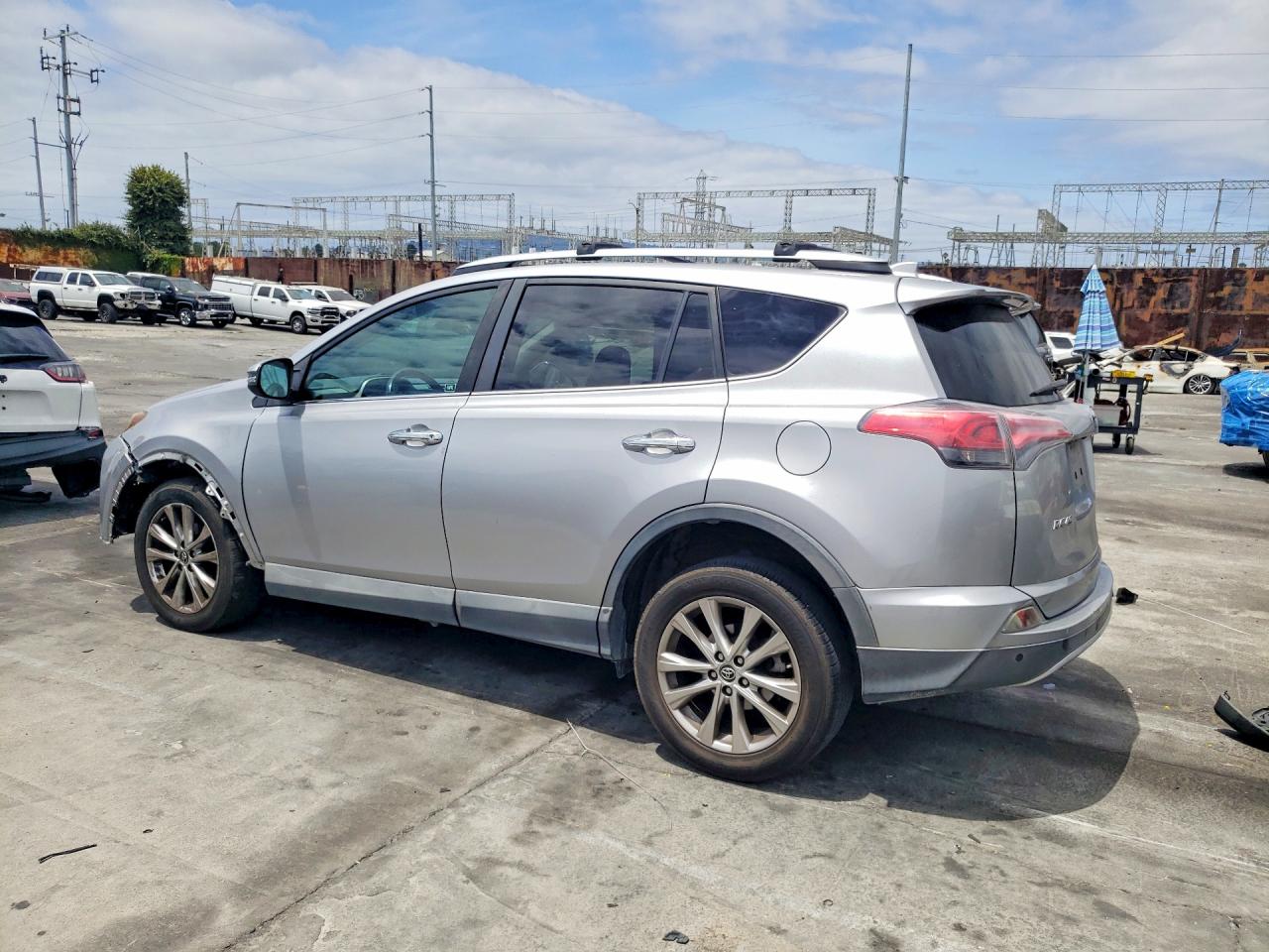 2016 TOYOTA RAV4