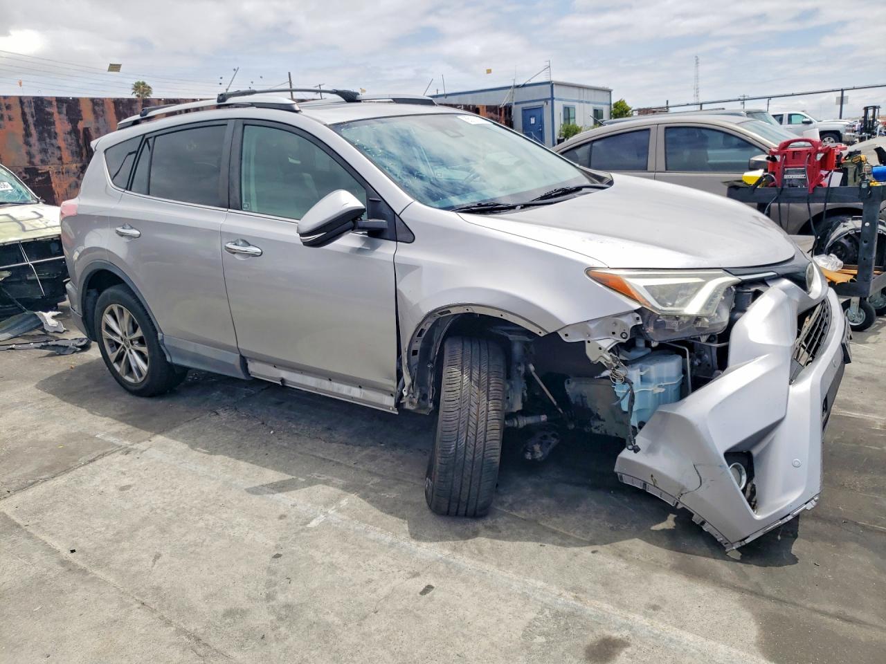 2016 TOYOTA RAV4