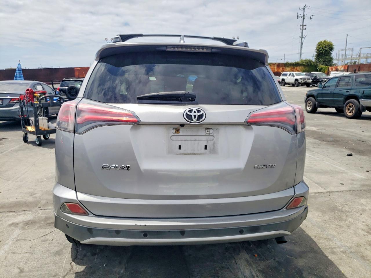 2016 TOYOTA RAV4