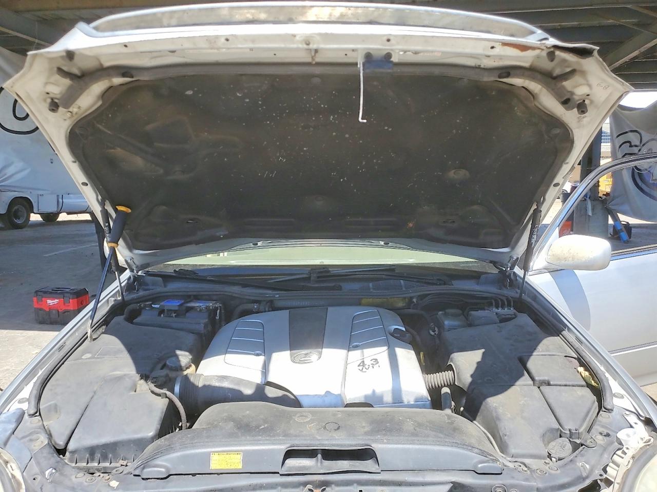 2005 LEXUS LS430