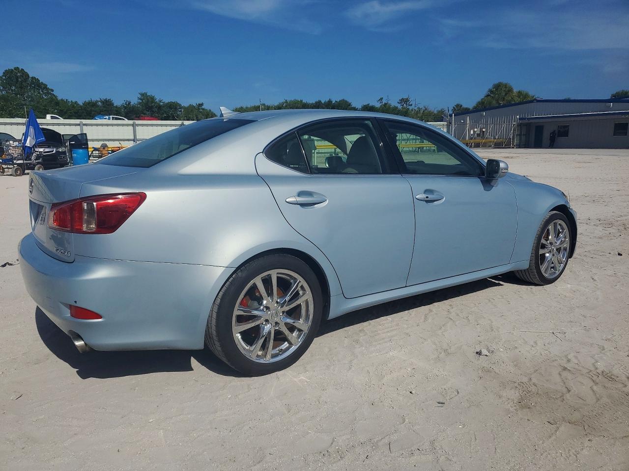 2013 LEXUS IS