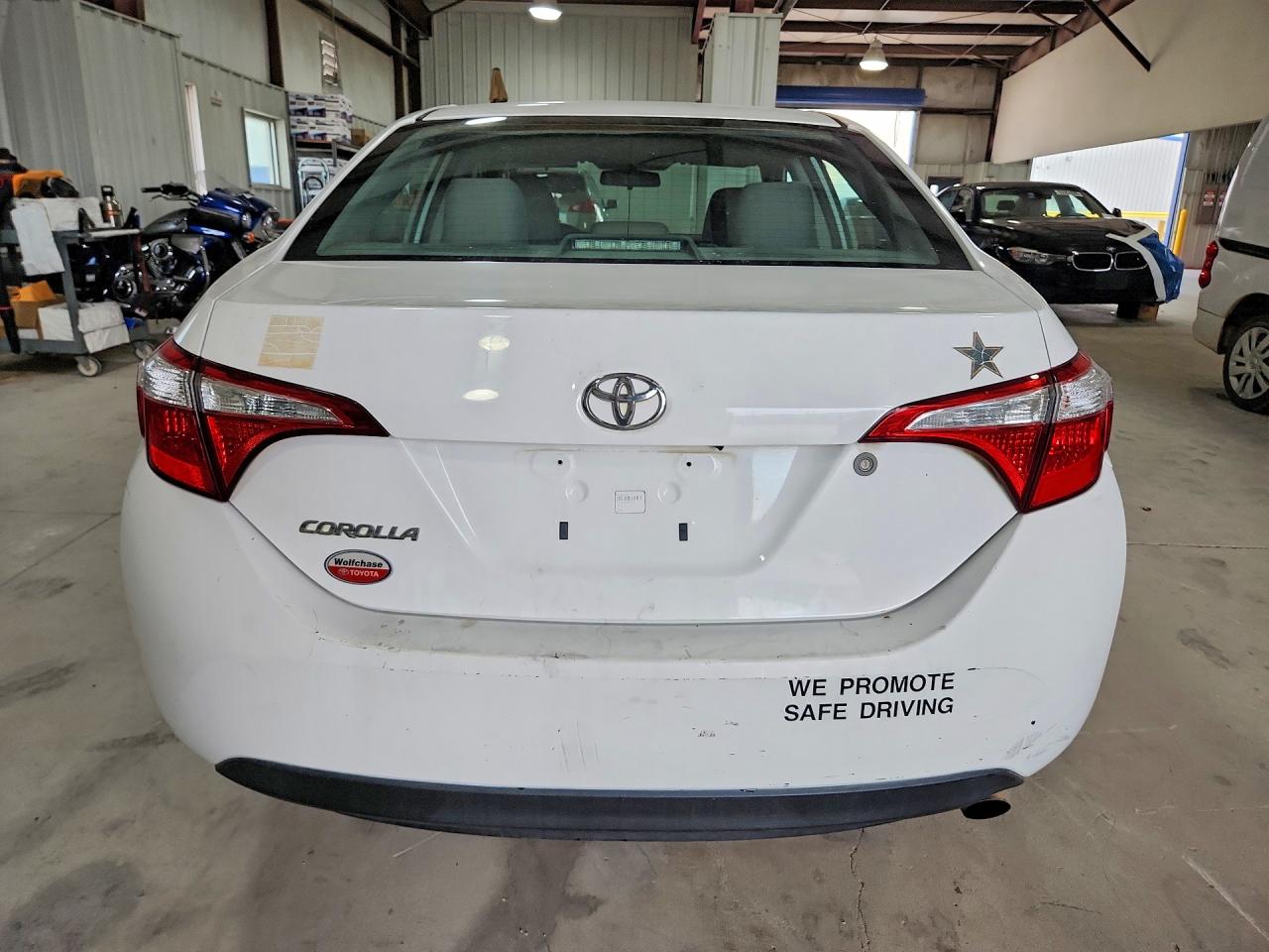 2015 TOYOTA COROLLA