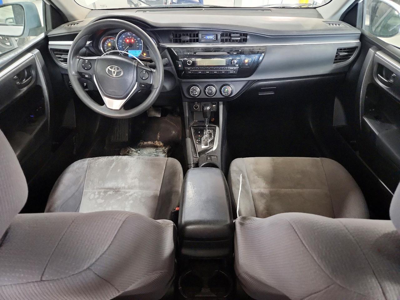 2015 TOYOTA COROLLA
