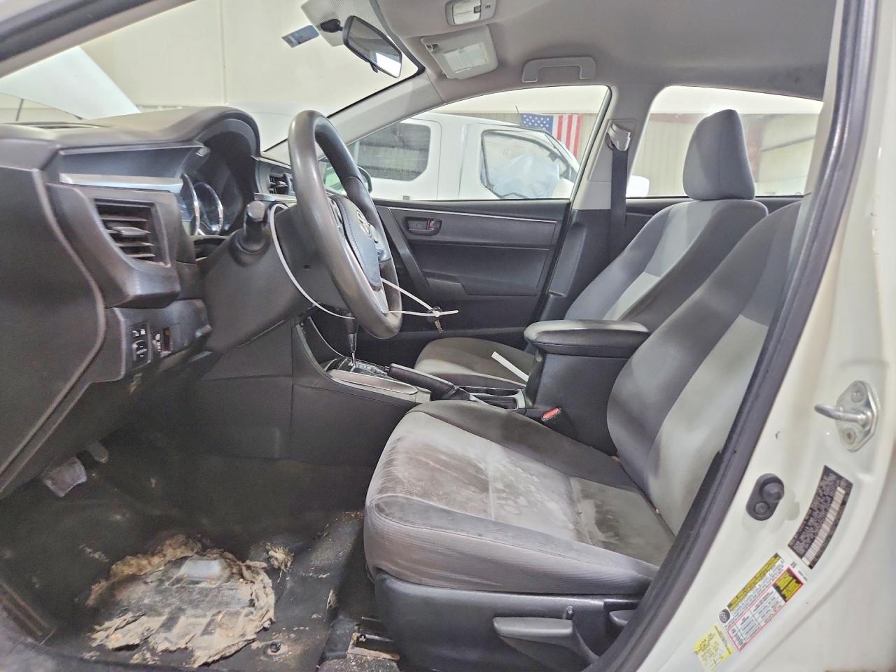 2015 TOYOTA COROLLA
