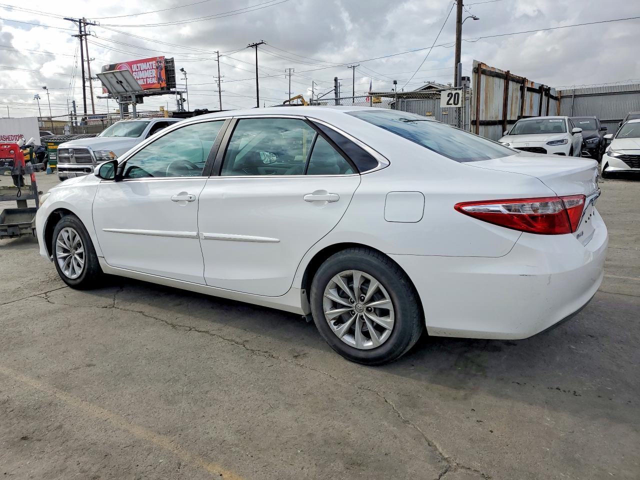 2015 TOYOTA CAMRY