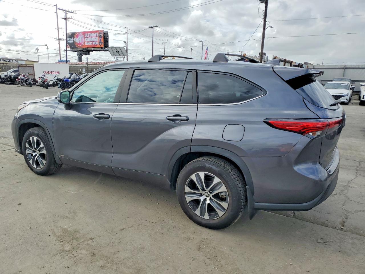 2023 TOYOTA HIGHLANDER