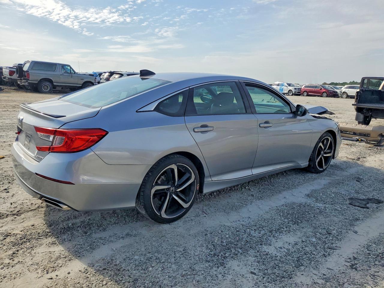 2021 HONDA ACCORD