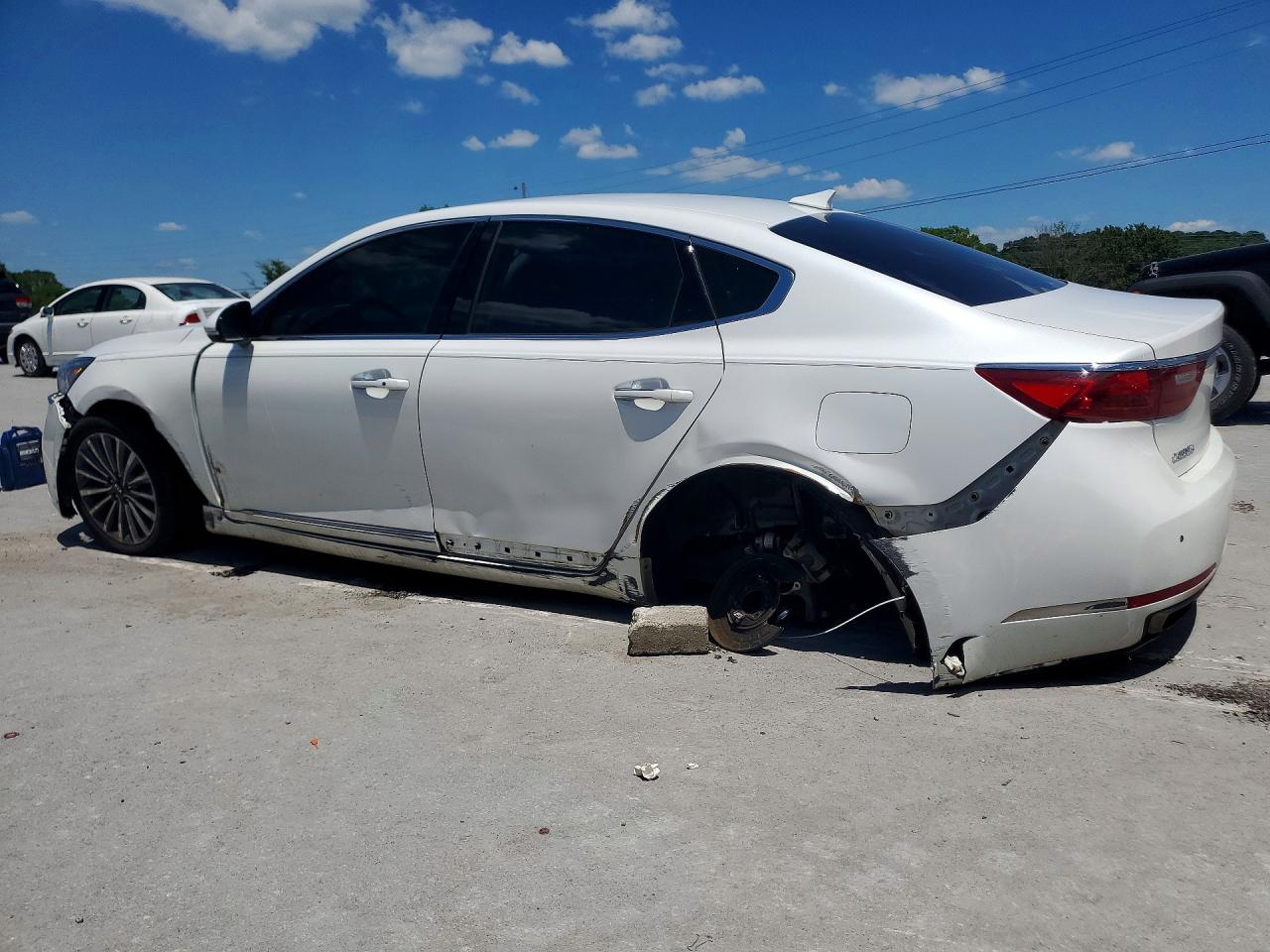 2017 KIA CADENZA