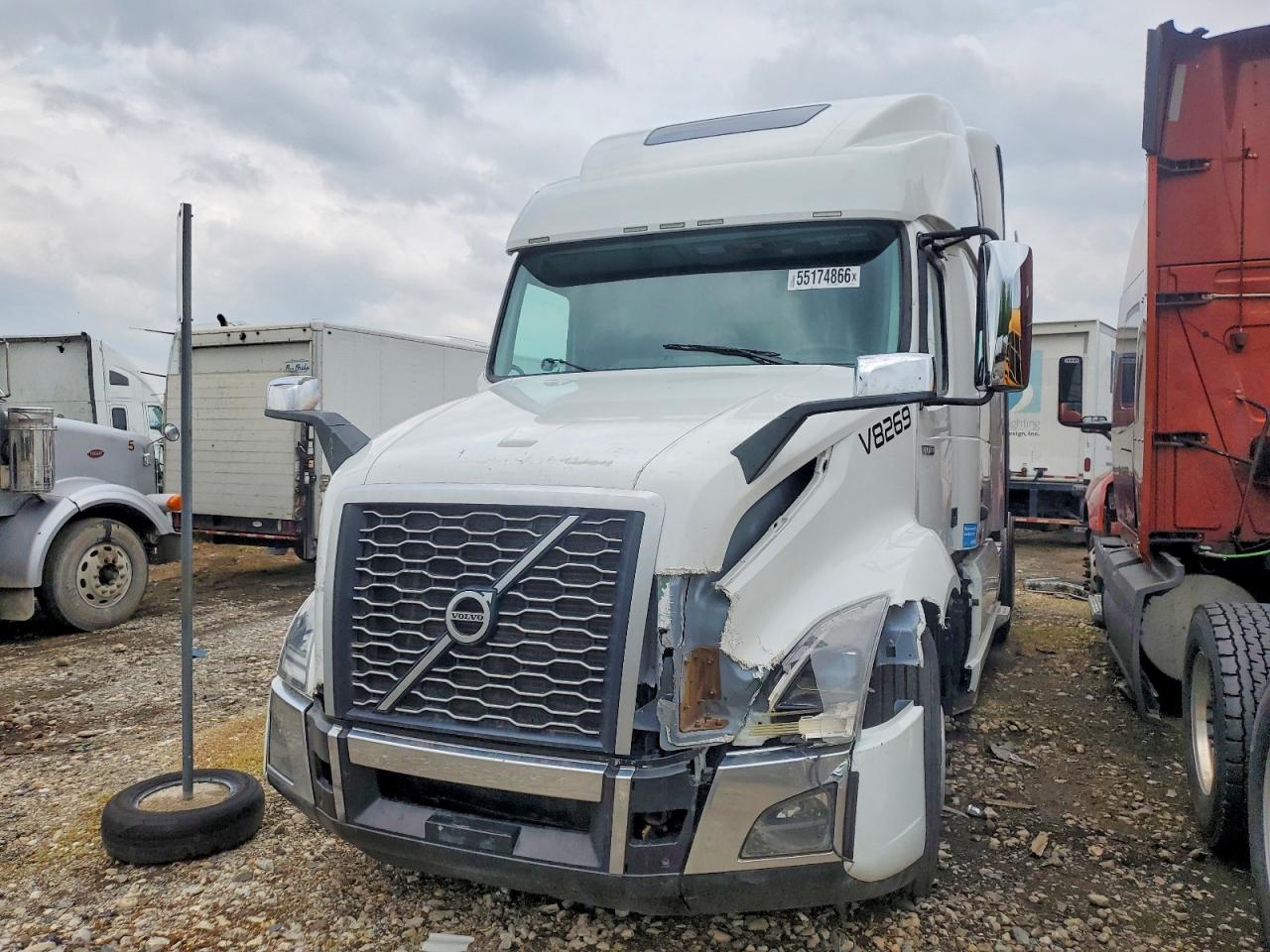 2024 VOLVO VN