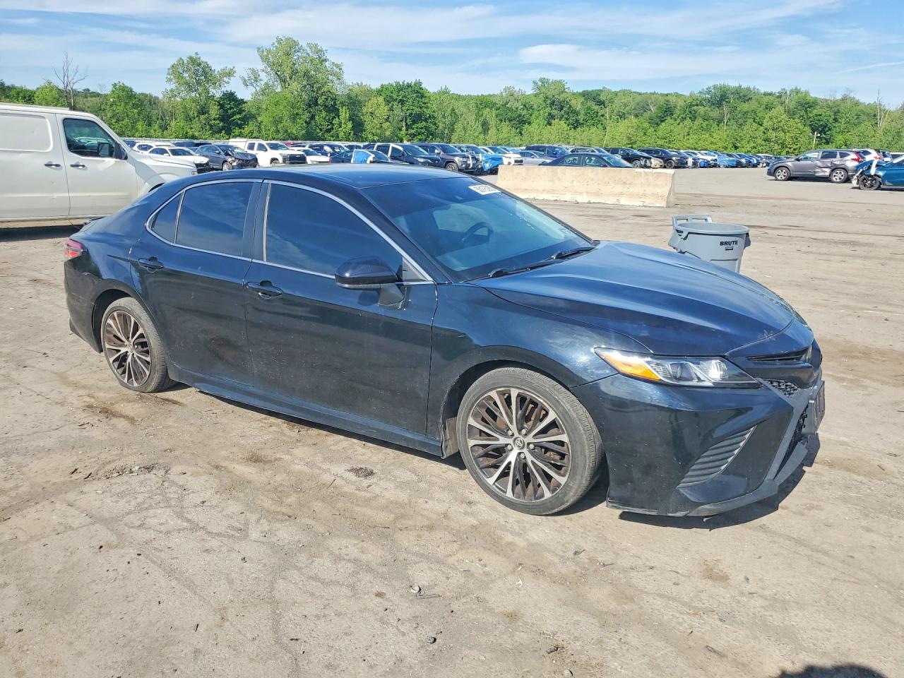 2019 TOYOTA CAMRY