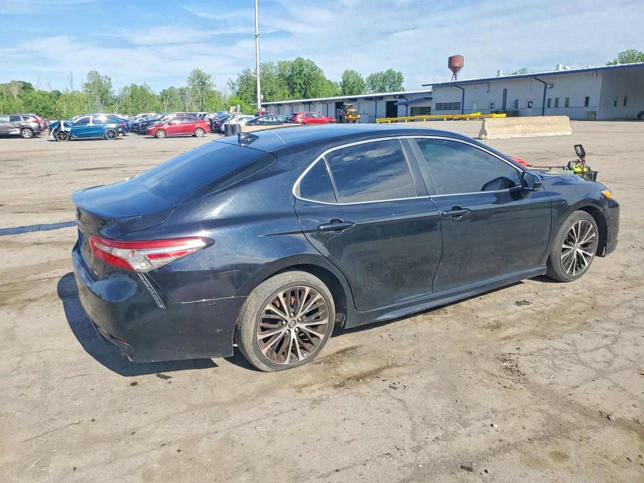 2019 TOYOTA CAMRY