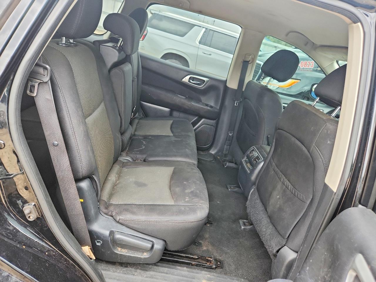 2017 NISSAN PATHFINDER