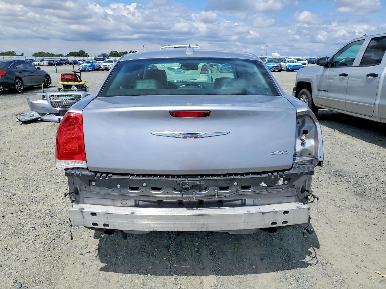 2018 CHRYSLER 300