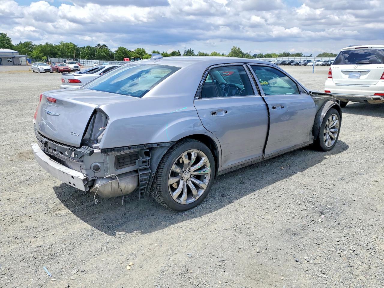 2018 CHRYSLER 300