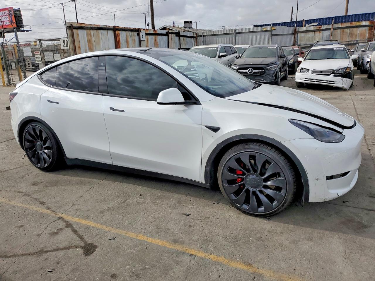2023 TESLA MODEL Y