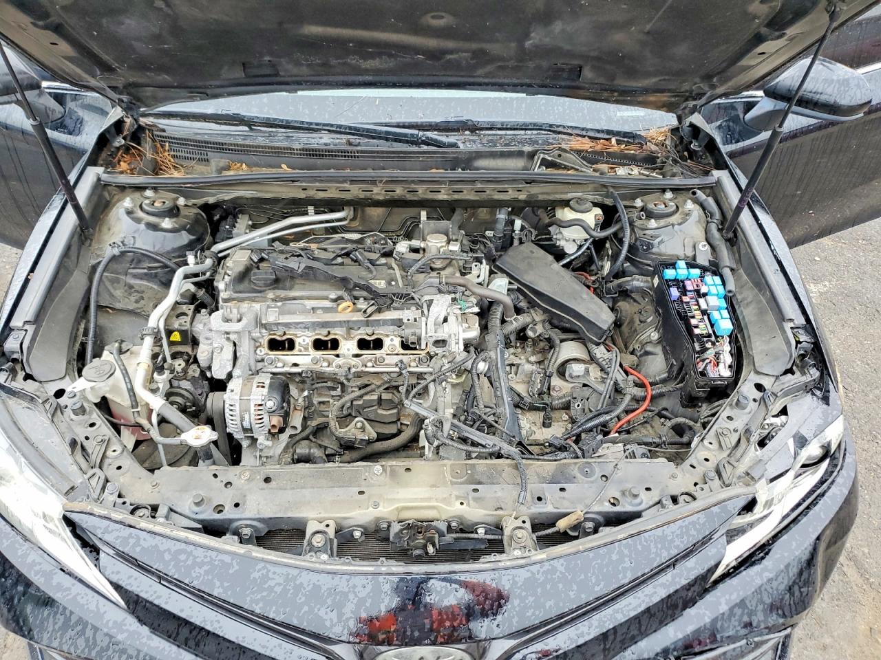 2018 TOYOTA CAMRY