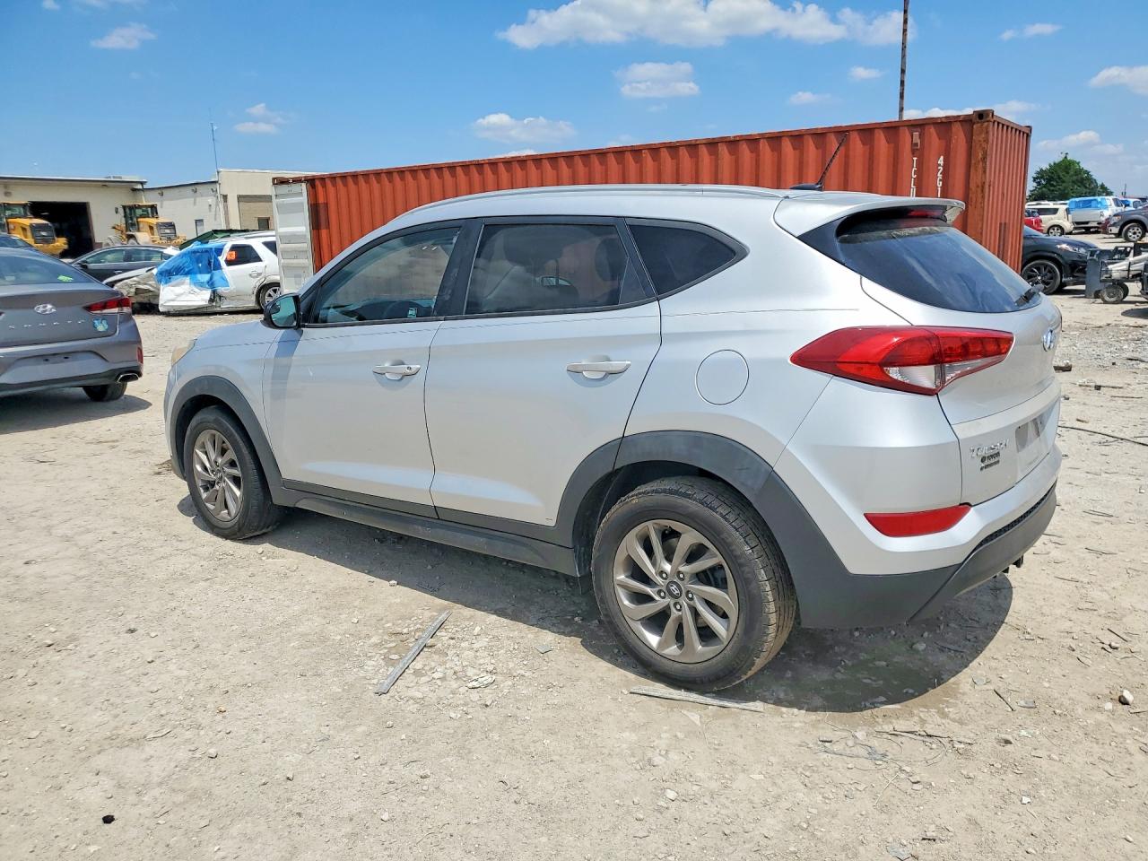 2016 HYUNDAI TUCSON