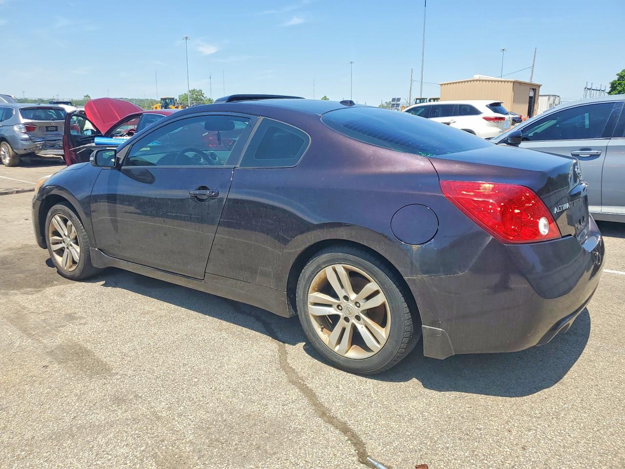2010 NISSAN ALTIMA