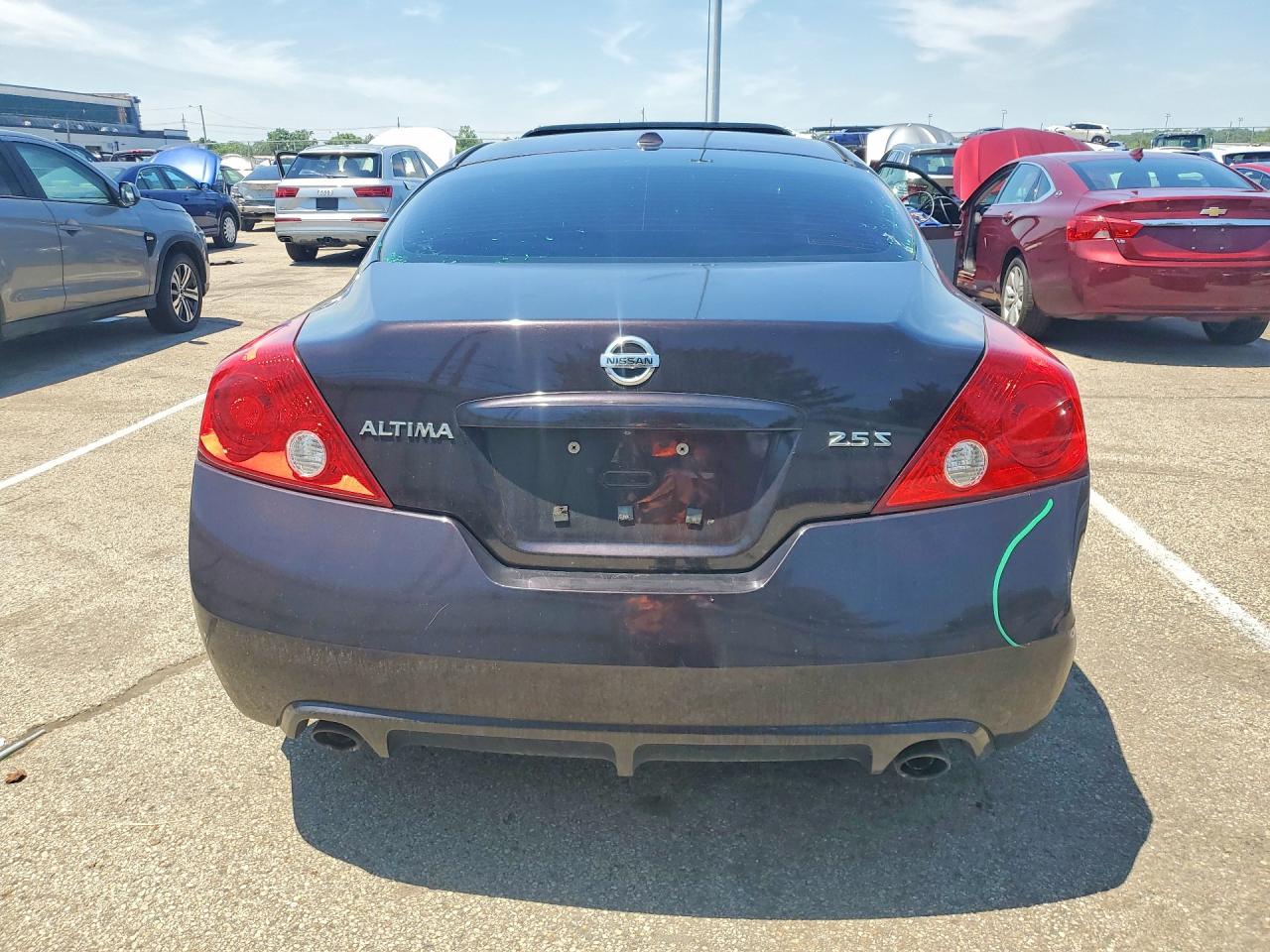 2010 NISSAN ALTIMA