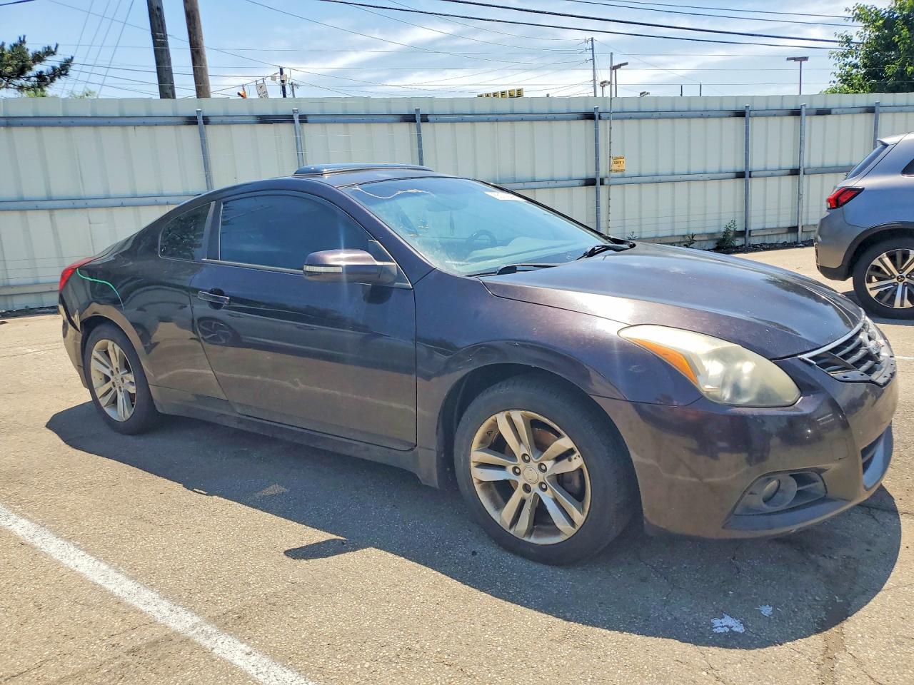 2010 NISSAN ALTIMA