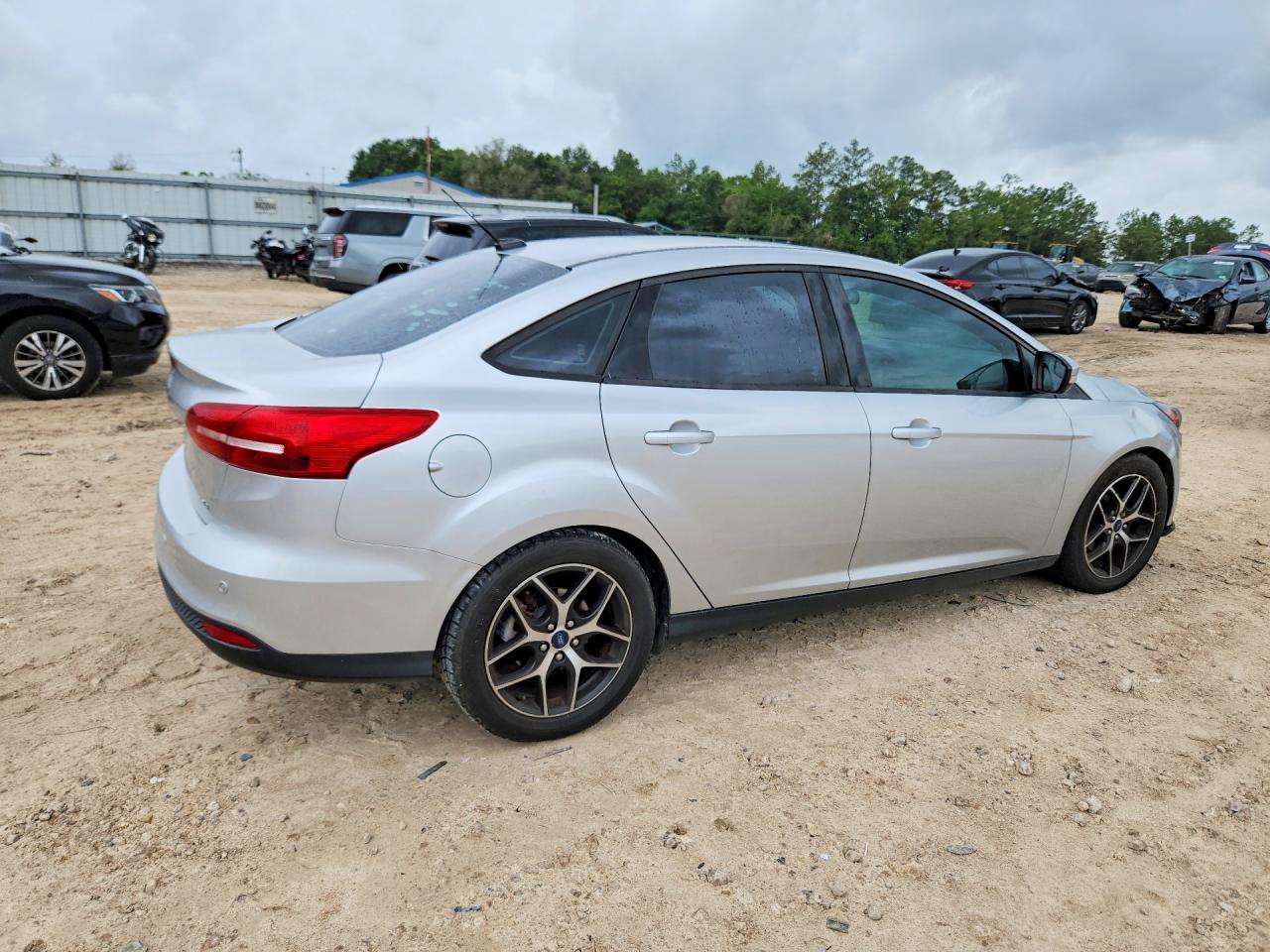 2017 FORD FOCUS