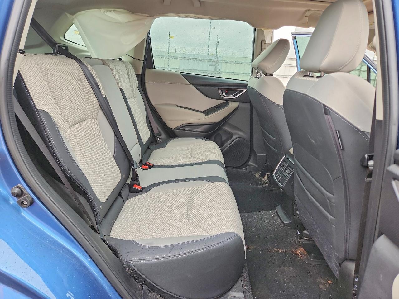 2023 SUBARU FORESTER