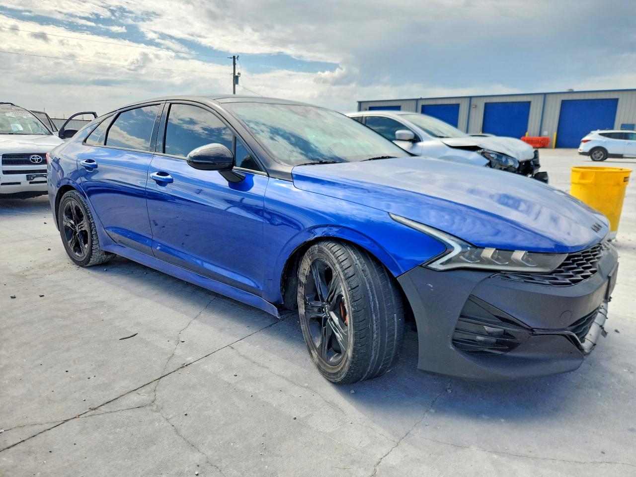 2023 KIA K5
