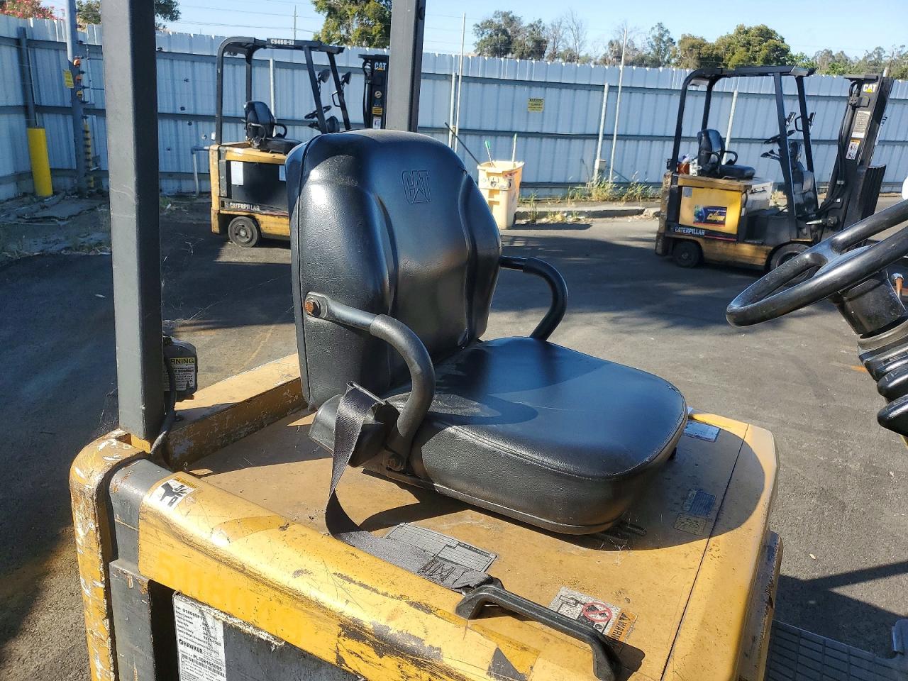 2001 CATERILLAR forklift