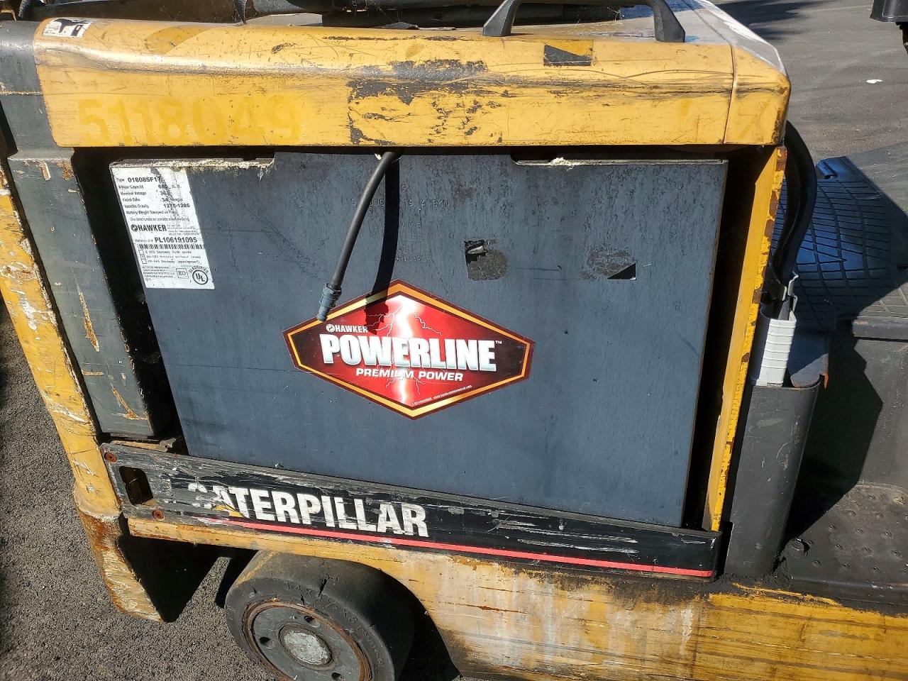 2001 CATERILLAR forklift