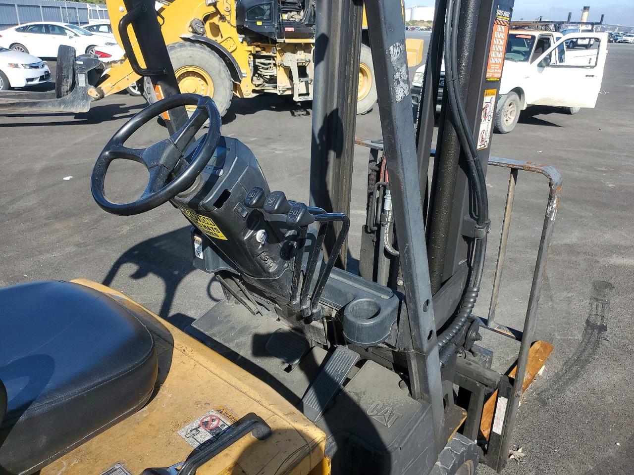 2001 CATERILLAR forklift
