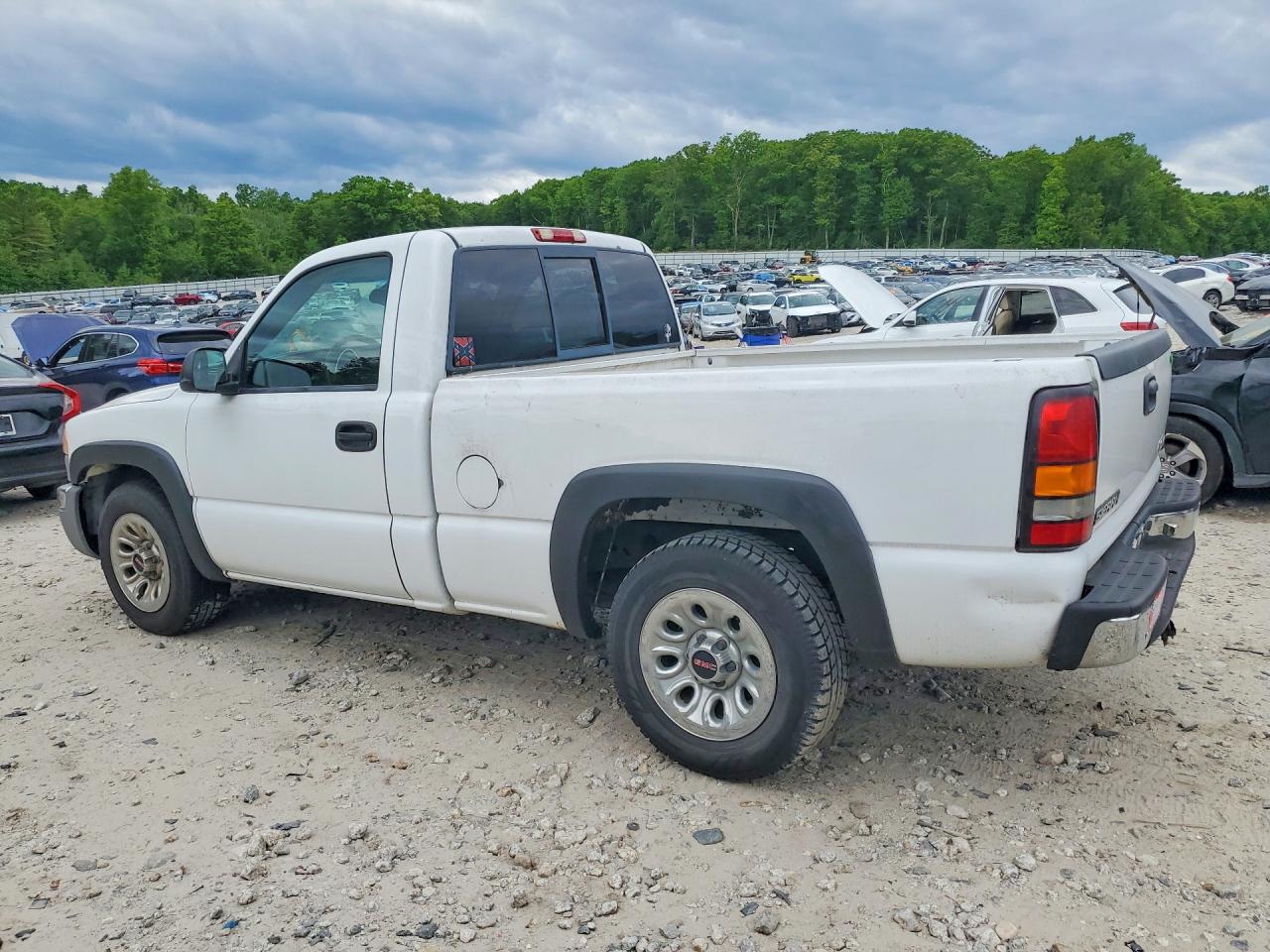 2006 GMC SIERRA