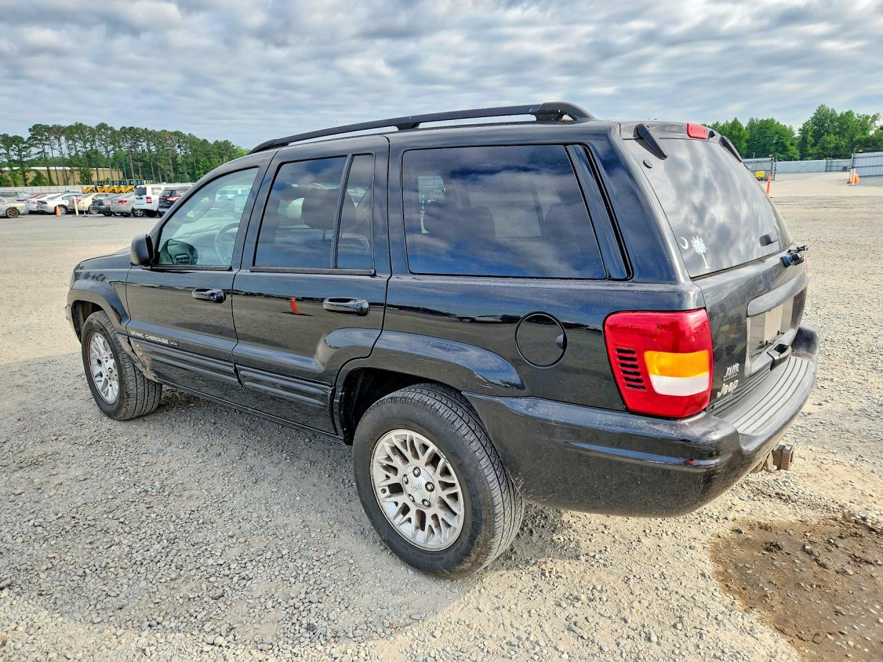 2002 JEEP CHEROKEE