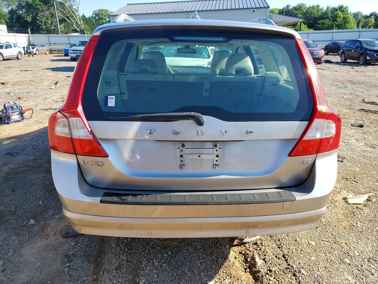 2008 VOLVO V70