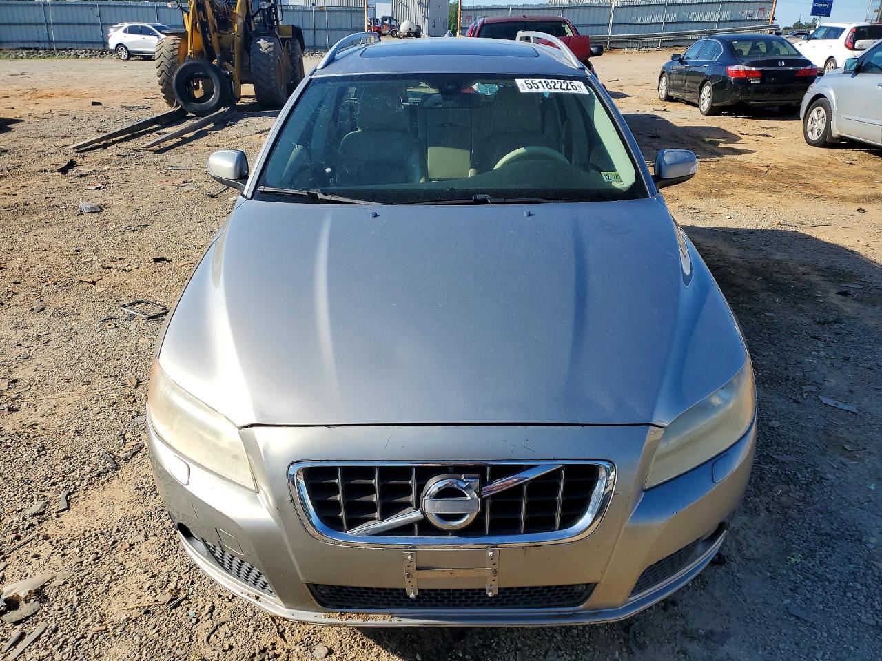 2008 VOLVO V70